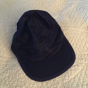 Lululemon athletic nylon hat